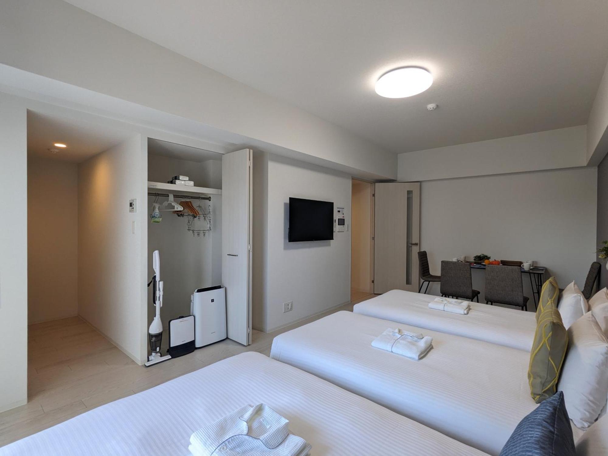 Eslead Hotel Osaka Nipponbashi Buitenkant foto